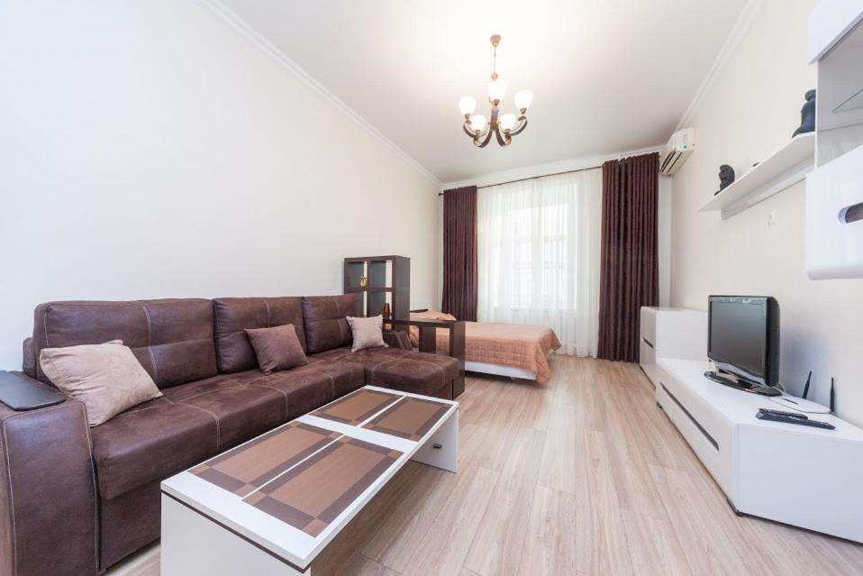 Center, Apartment On Deribasovskaya 10 Odessa Extérieur photo